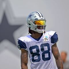 Latest on CeeDee Lamb contract extension