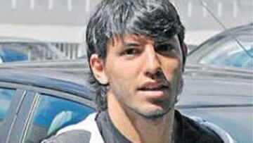 <b>GENIAL. </b>El Kun explicó que se siente más cómodo de enganche.