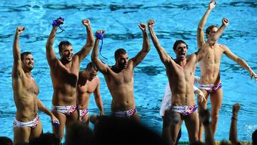 Los jugadores de Croacia festejan el oro mundial ante Hungría.