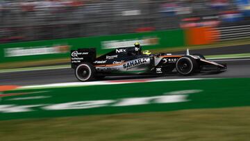 Sergio Pérez con el Force India en Monza.