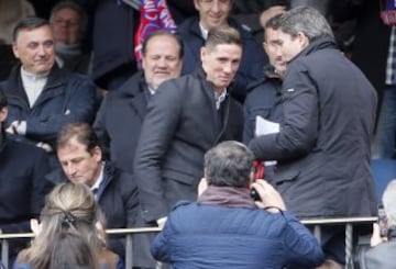 Fernando Torres ovacionado por el Vicente Calderón
