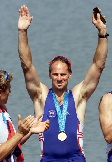 El británico Steve Redgrave se convirtió, con la medalla de oro obtenida en Sídney, en el único remero capaz de proclamarse campeón olímpico en cinco Juegos consecutivos, de 1984 al año 2000.