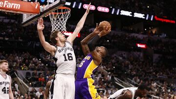 Los Lakers ganan en San Antonio y se complican el 'pick'