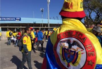 Los hinchas colombianos pintan Rancagua con Amarillo, azul y rojo