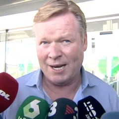 Ronald Koeman aterriza en Barcelona y asegura no conocer el futuro de Leo Messi