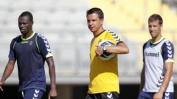 <b>CONCENTRADO. </b>Lobera trabaja en la manera de frenar a su próximo rival, el Barcelona B.