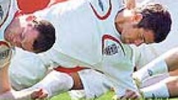 <b>A PUNTO. </b>Los ingleses preparan a fondo su partido contra Suecia, en el que habrá varios cambios.