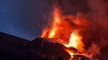 Lava y piroclastos emitidos por el volc&aacute;n de Cumbre Vieja, en La Palma