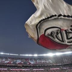 Un River Monumental