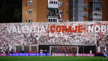 Consulta la fecha, horario, cómo ver en vivo y en directo y cómo seguir a través de televisión el Rayo Vallecano - Barcelona de octavos de final de Copa del Rey.
