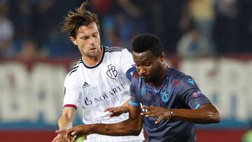 El centrocampista nigeriano, John Obi Mikel, con el Trabzonspor.