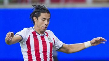 El hijo del legendario futbolista mexicano se equivocó por segundo partido consecutivo, ahora cometió un penal que influyó en la goleada al Guadalajara.