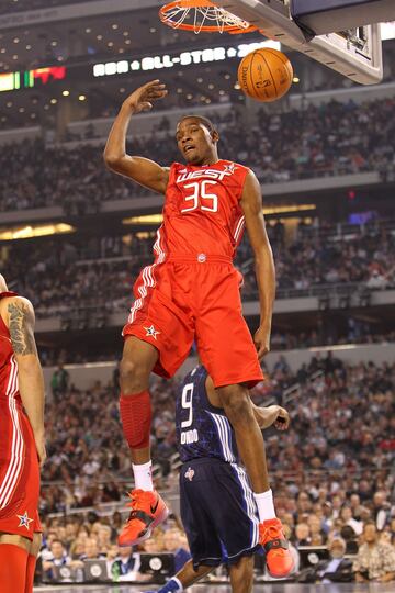 Como una de las estrellas del Oeste, "Durantula" participó en el All-Star Game de 2010 como titular. Pese a conseguir la victoria, no pudo arrebatarle el premio de MVP a Kobe Bryant.