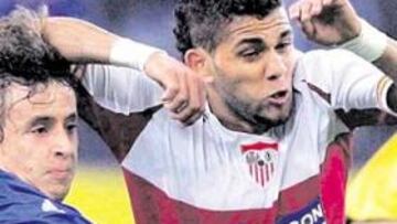 <b>FUTURO INCIERTO. </b>Alves protagonizará uno de los culebrones del verano, ya que el Liverpool insiste en comprarlo.