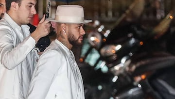 Paris Saint-Germain's Brazilian forward Neymar arrives to attend his birthday party on February 2, 2020, at the Yoyo venue in the Palais de Tokyo venue in Paris.