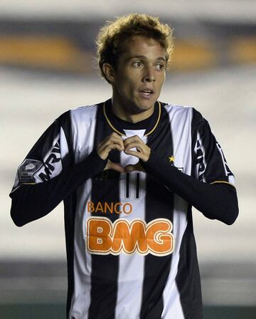 7. Bernard (del Atlético Mineiro al Shakhtar, 2013): 25 millones.