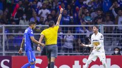 Así fue la expulsión del ‘Palermo’ Ortiz por falta sobre Santiago Giménez