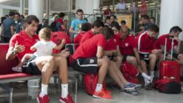 Gorka Iraizoz fue el ángel de la guarda del Athletic en el derrumbe final, con un paradón a Higuaín. El meta estaba ayer como unas castañuelas, disfrutando de su hija, que fue a Nápoles.