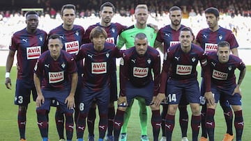 Once inicial armero en Mestalla