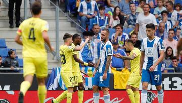 BARCELONA, SPAIN - OCTOBER 20: Toko Ekambi celebrates the 0-1 during the Liga match between RCD Espanyol and Villarreal CF at RCDE Stadium on October 20, 2019 in Barcelona, Spain. (Photo by Eric Alonso/Getty Images)