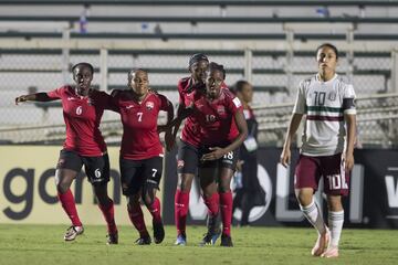 México le pasó por encima a la selección de Trinidad y Tobago y le anotó y ganó 4 goles por 1; Charlyn Corral se hizo presente en el marcador con 2 anotaciones.