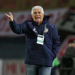 Comesaña y el arbitraje: "¿Para qué estudian el reglamento?"