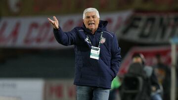 Julio Comesaña critica el arbitraje