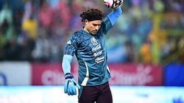 Guillermo Ochoa of Mexico during the Quarterfinals first leg match between Honduras and Mexican National Team (Mexico) as part of the Concacaf Nations League 2024-2025 at Francisco Morazan Stadium on November 15, 2024 in San Pedro Sula, Honduras.