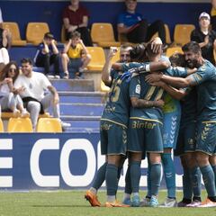 Las Palmas por delante