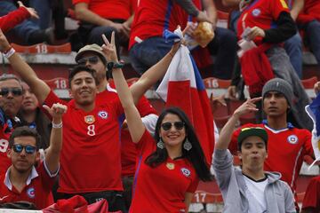 Los hinchas de la Roja se toman el Hernando Siles