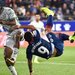 'Cucho' Hernández pasa por un mal momento con el Huesca