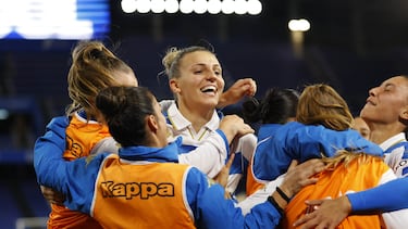 Fran Alonso toma aire en el Depor Abanca