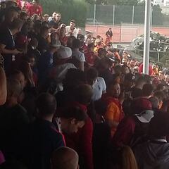 Trifulca en Friburgo entre afición del Galatasary y del Valencia