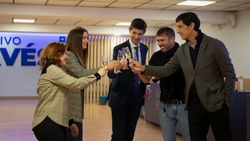 El Alavés brinda por las fiestas navideñas.