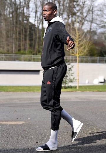 Paul Pogba a su llegada a la concentración en Clairefontaine-en-Yvelines. 