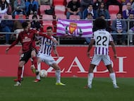 Carlos Fernández anotó el tanto del triunfo del Mirandés ante el Valladolid.