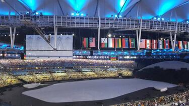 Las gradas de Maracaná tardaron en llenarse