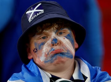 Tristeza de un aficionado escocés tras la eliminación de su selección de la EURO 2024.