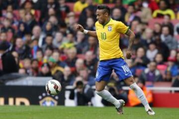 4. Neymar, Brasil. 58 millones de euros.