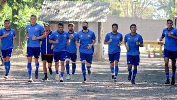 Tras confirmarse la llegada de los jugadores para la concentración. El cuerpo médico confirmó 4 futbolistas posibles positivos de coronavirus.