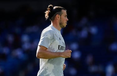 Gareth Bale receives ovation from Bernabéu crowd
