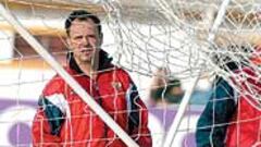 Caparrós mantiene en alerta a toda su plantilla