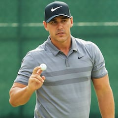 Koepka lidera por milésimas y Jon Rahm se mantiene sexto