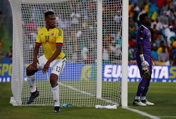 Colombia muestra buen fútbol ante Camerún