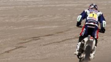 <b>MAL DÍA. </b>Coma sabía de antemano que tenía complicado mantener el liderato, pero con lo que no contaba era con la avería en el cambio.