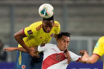 La Selección Colombia derrotó 0-3 a Perú en el estadio Nacional de Lima, por la séptima jornada de las Eliminatorias Sudamericanas.