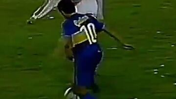 18 años del mítico caño de Riquelme en el Superclásico