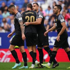 Aprobados y suspensos del Elche: el capitán Verdú salva al Elche del naufragio