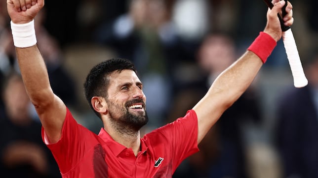 Djokovic desloma a Zverev para citarse con Sinner