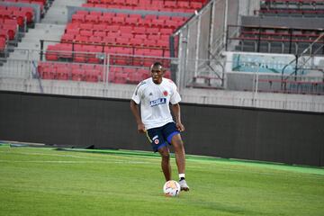 La Selección Colombia entrenó en el Estadio Nacional de Chile antes de enfrentar a la Roja de Reinaldo Rueda por la fecha 2 de Eliminatorias.